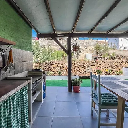 بيت ضيافة Guestready - House With Terrace And Bbq 3*