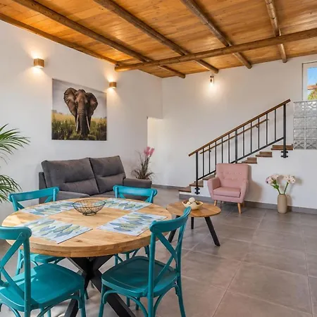 Guestready - House With Terrace And Bbq Maison d'hôtes 3*