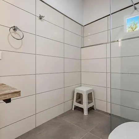 Guestready - House With Terrace And Bbq Maison d'hôtes