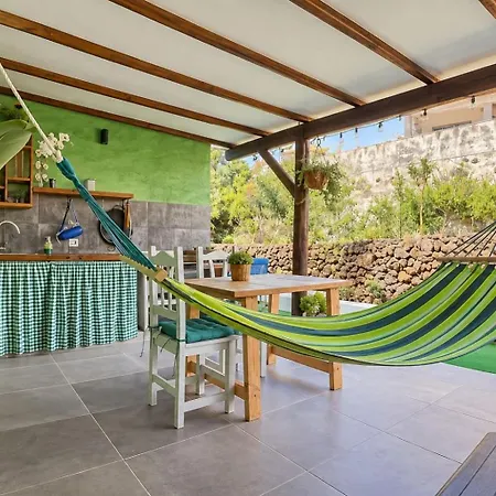 Maison d'hôtes Guestready - House With Terrace And Bbq El Pinar (El Hierro)