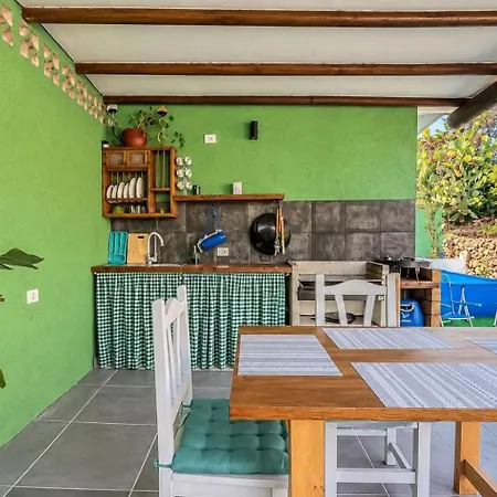Guestready - House With Terrace And Bbq Maison d'hôtes 3*